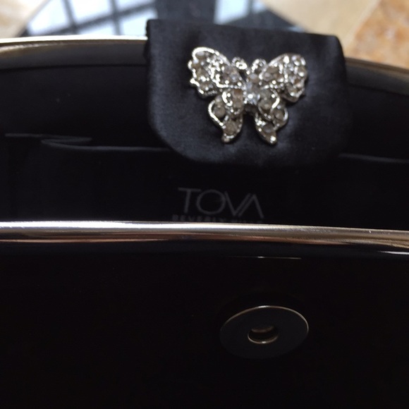 TOVA Beverly Hills elegant evening satin/butterfly - Picture 4 of 8